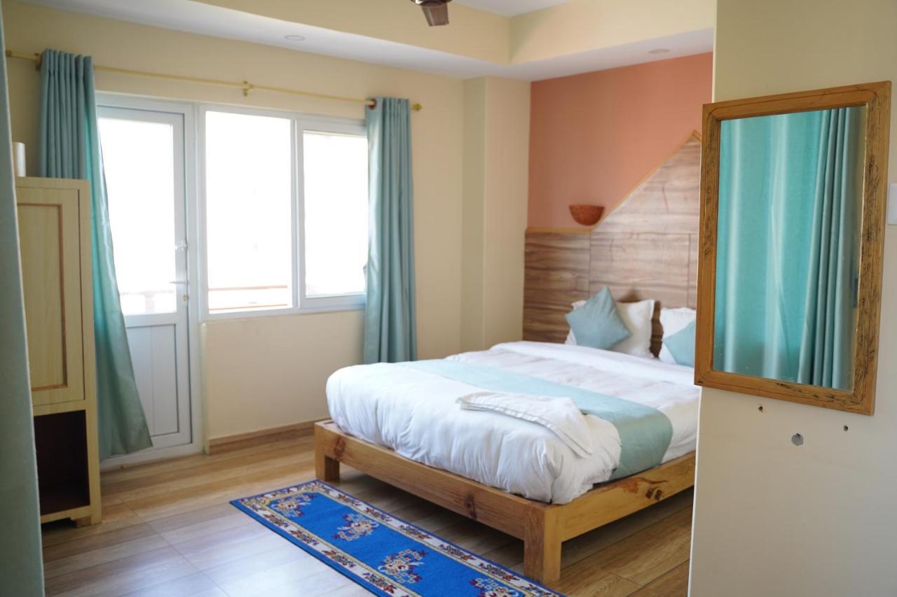 Hotel Olympus Pokhara Eksteriør bilde