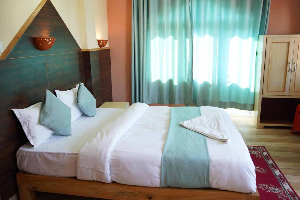 Hotel Olympus Pokhara Eksteriør bilde