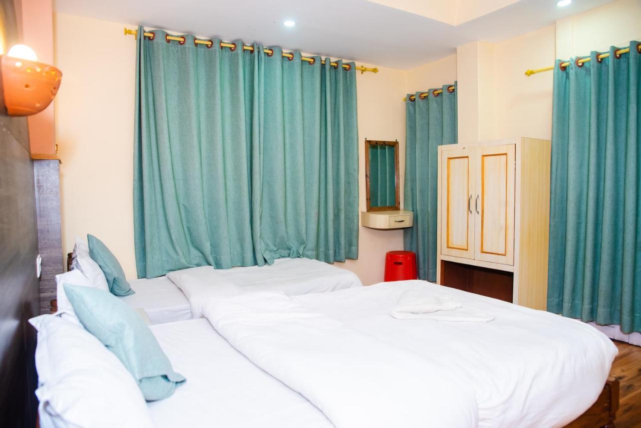 Hotel Olympus Pokhara Eksteriør bilde