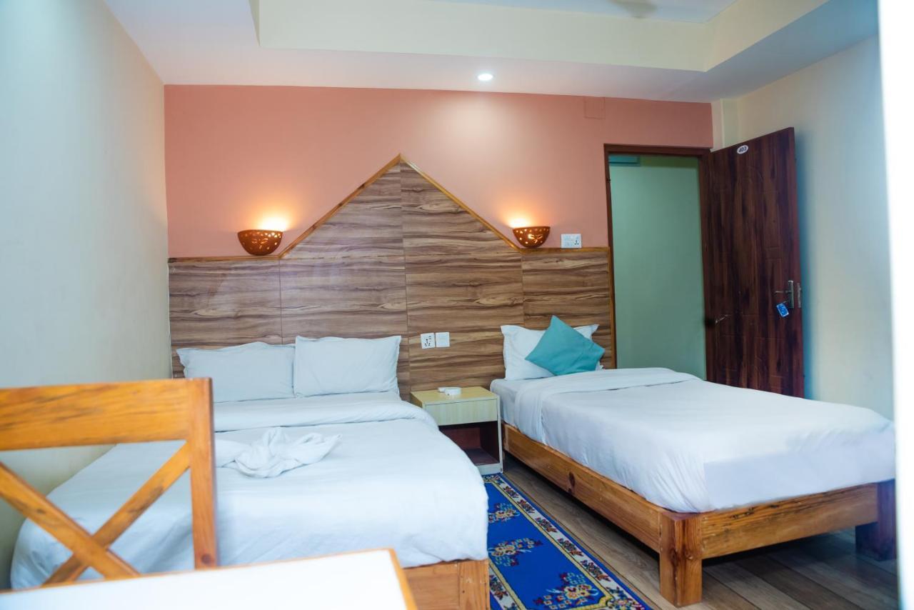 Hotel Olympus Pokhara Eksteriør bilde