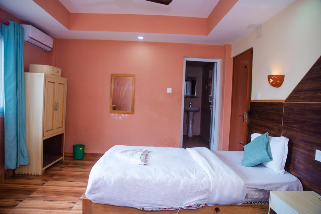 Hotel Olympus Pokhara Eksteriør bilde