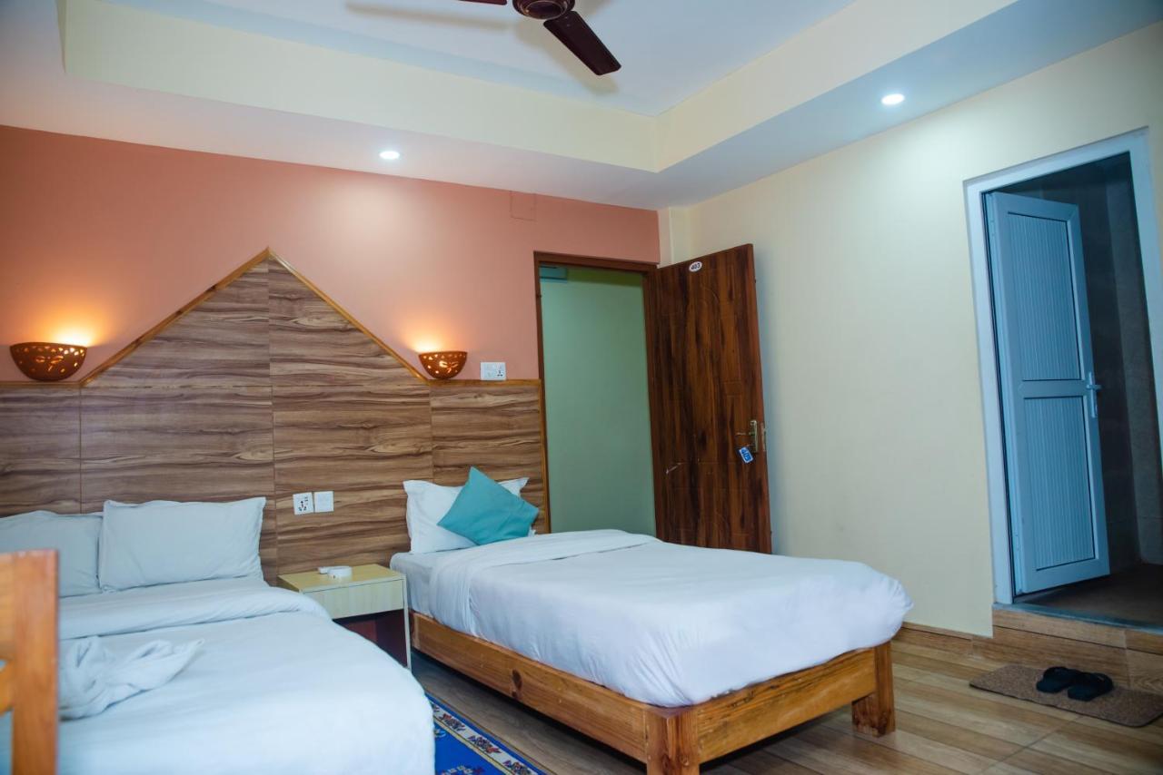 Hotel Olympus Pokhara Eksteriør bilde