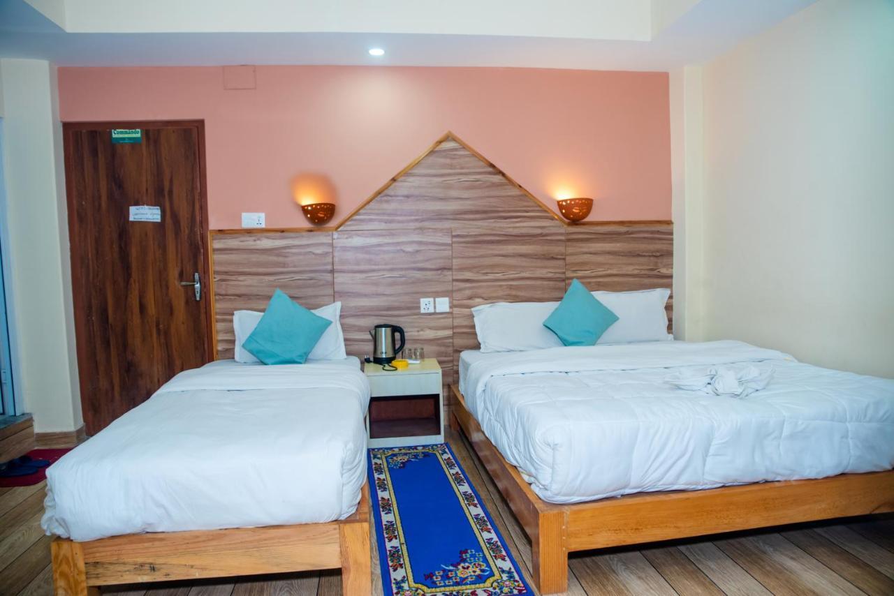 Hotel Olympus Pokhara Eksteriør bilde