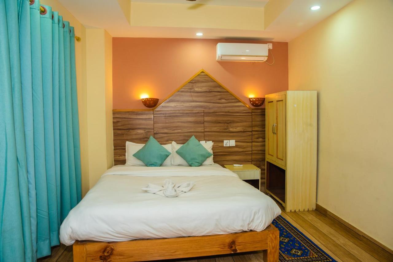 Hotel Olympus Pokhara Eksteriør bilde
